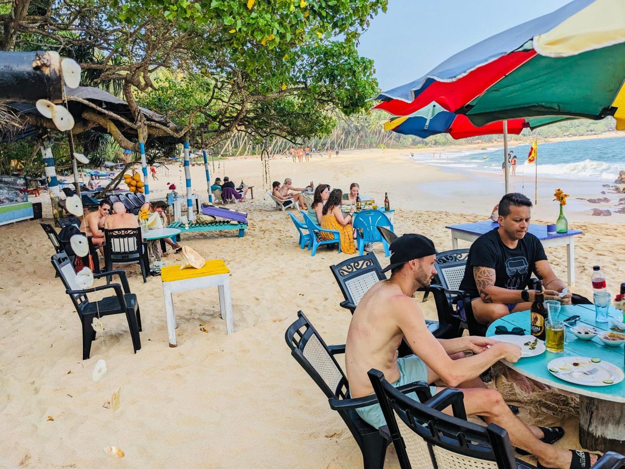 Silent Cabana And Restaurant Marakolliya, Tangalle Bagian luar foto