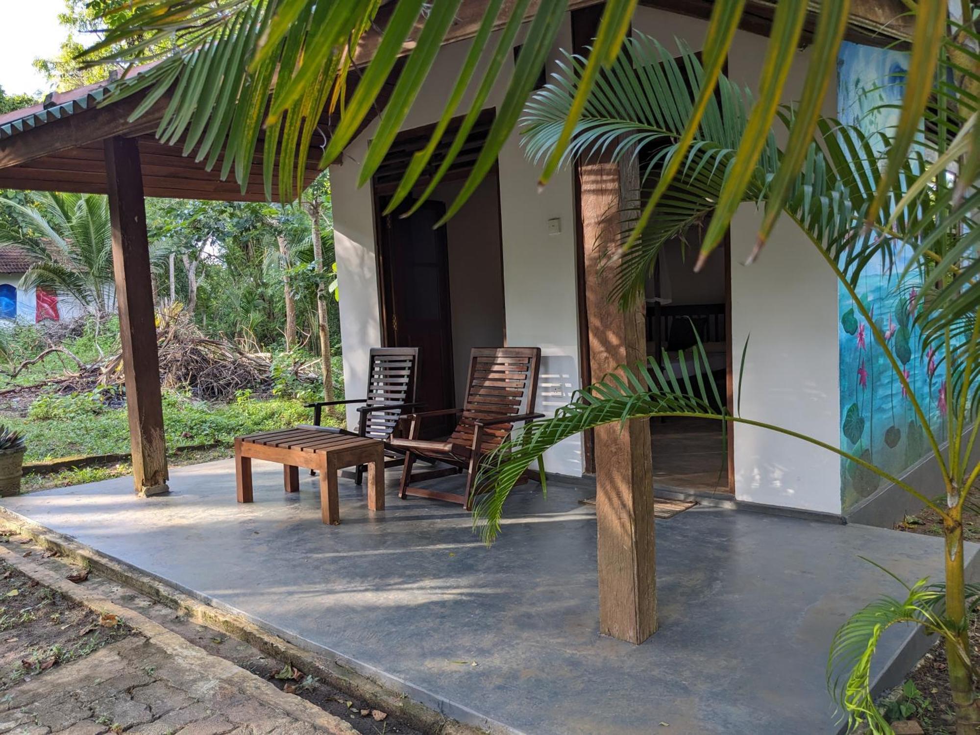 Silent Cabana And Restaurant Marakolliya, Tangalle Bagian luar foto